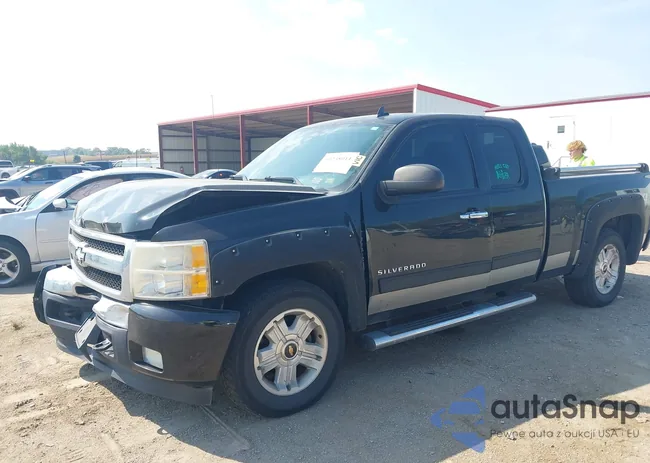 1GCSKSE38AZ162537: 43238011