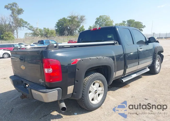 1GCSKSE38AZ162537: 43238011