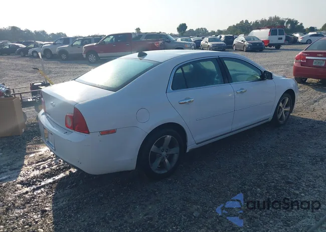 1G1ZC5EU3CF365435: 43238053