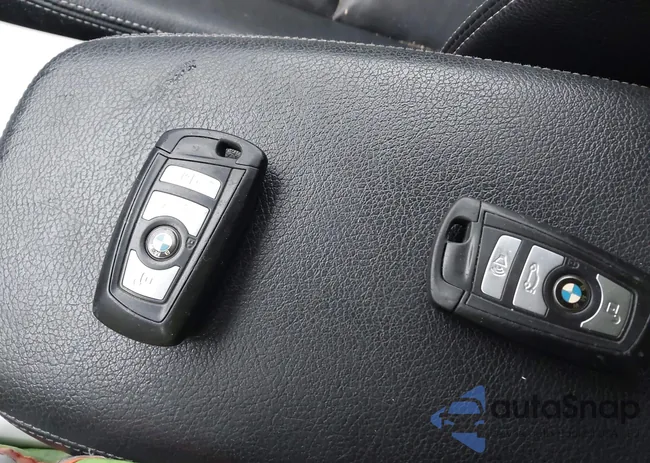 5UXWX5C55CL722589: 43238133