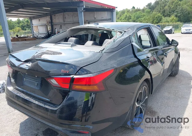 1N4BL4CV4RN313184: 43238183