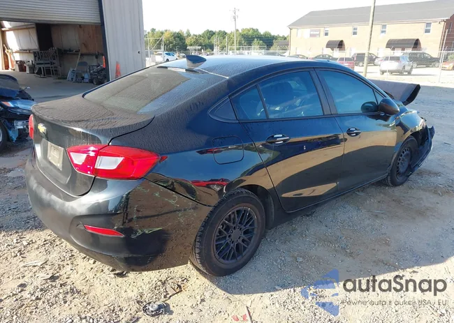 1G1BC5SM0J7153797: 43238190