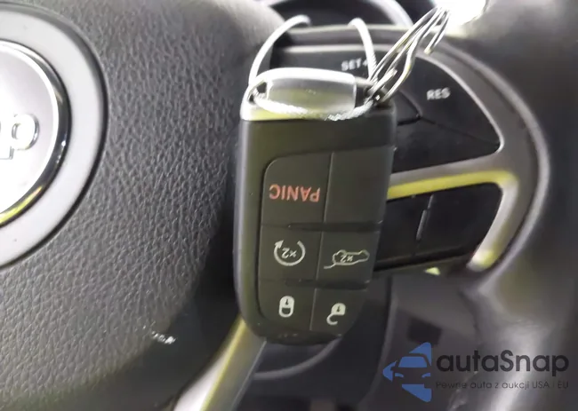 1C4RJFBG3JC274438: 43238245