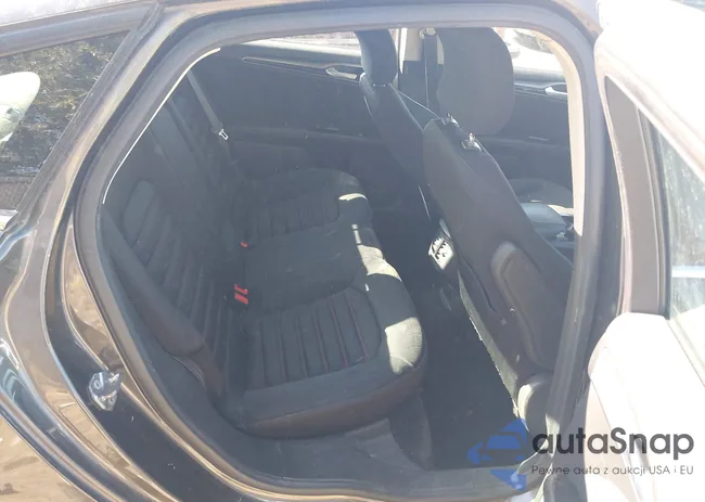 3FA6P0T96GR317717: 43238272