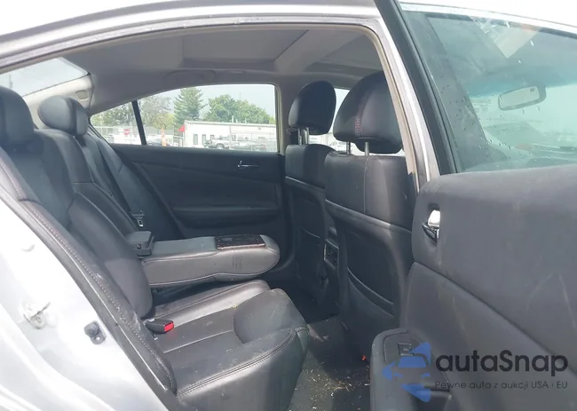 1N4AA5AP2BC868793: 43238278