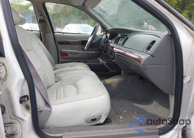 2MEFM75W3YX613083: 43238281