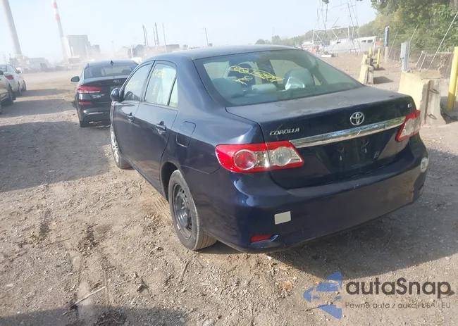 2T1BU4EE6DC001559: 43237535