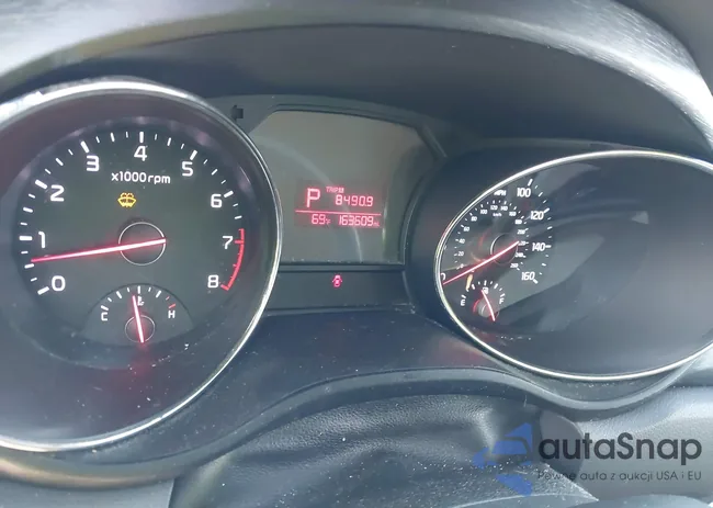 KNDMB5C1XG6173030: 43237593