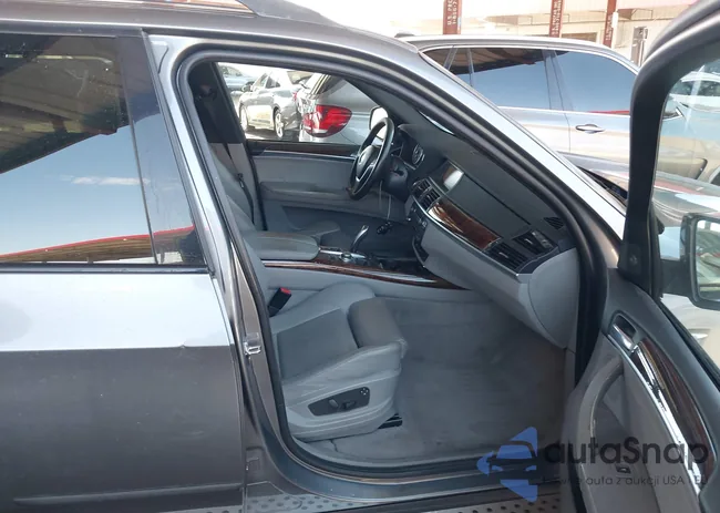 5UXFE83588L167524: 43239091