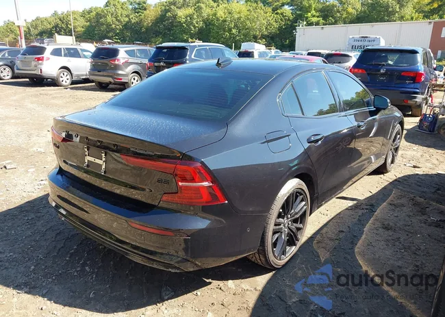 7JRL12FH8RG282154: 43239118