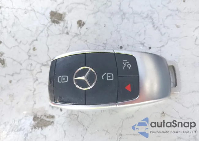 4JGFB4JBXPA945193: 43239143