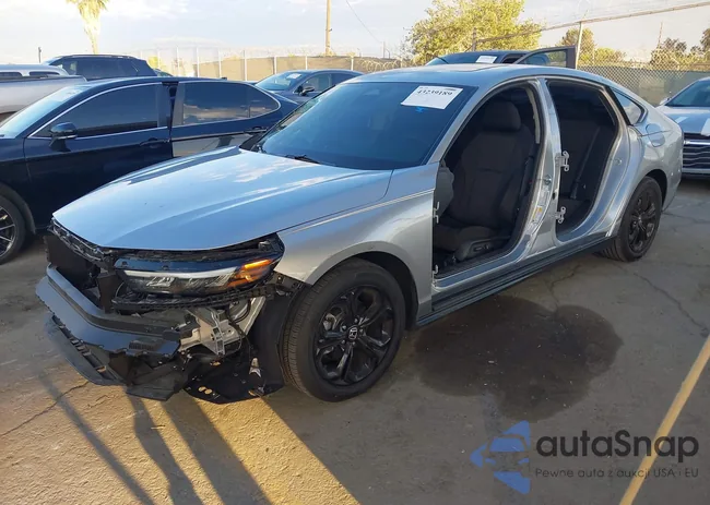 1HGCY1F46SA002551: 43239189