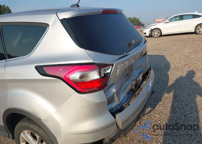 1FMCU0GD7HUD94199: 43239316