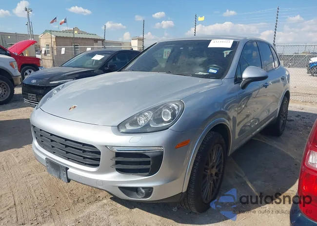 WP1AA2A22HKA82454: 43239323