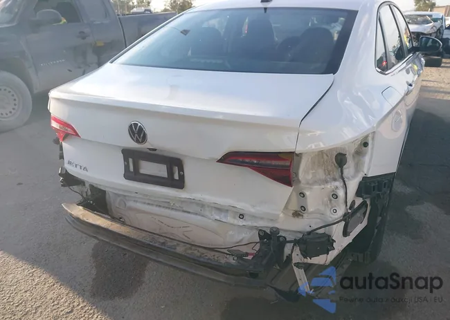 3VW5M7BU6PM021006: 43239346