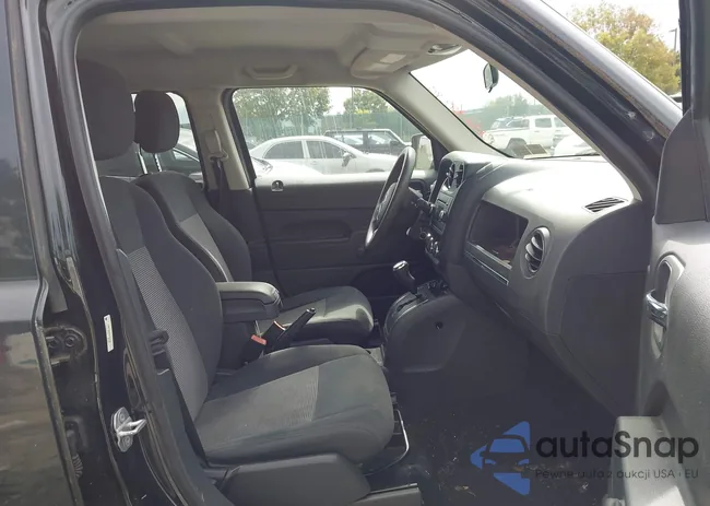 1J4NF1GBXBD107533: 43239386