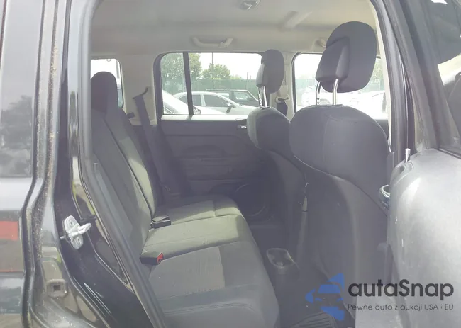 1J4NF1GBXBD107533: 43239386