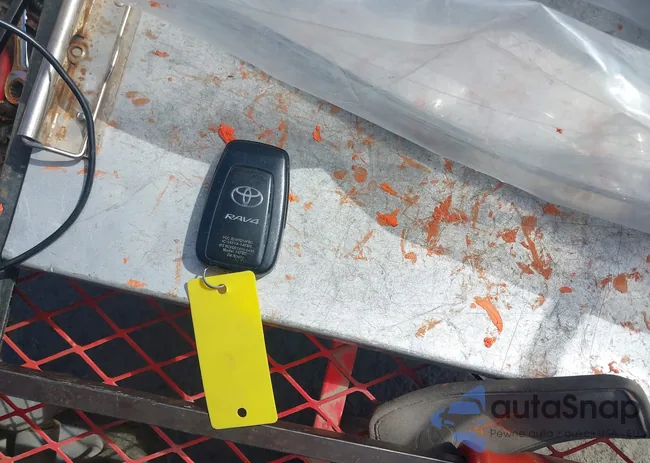 JTMN1RFV2KD008221: 43239401