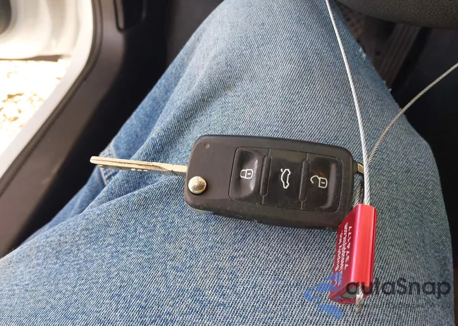 3VW2K7AJ0FM303477: 43238537