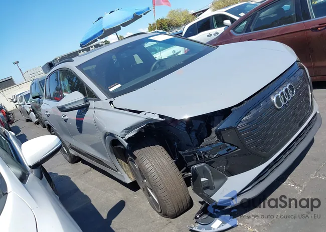 WA1KUBFZ1SP071727: 43238575