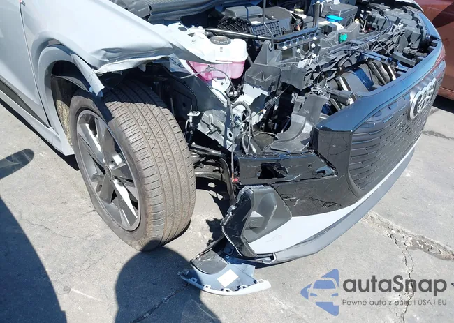 WA1KUBFZ1SP071727: 43238575