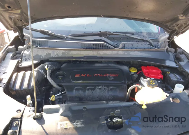 3C4NJDCB7LT142313: 43238847