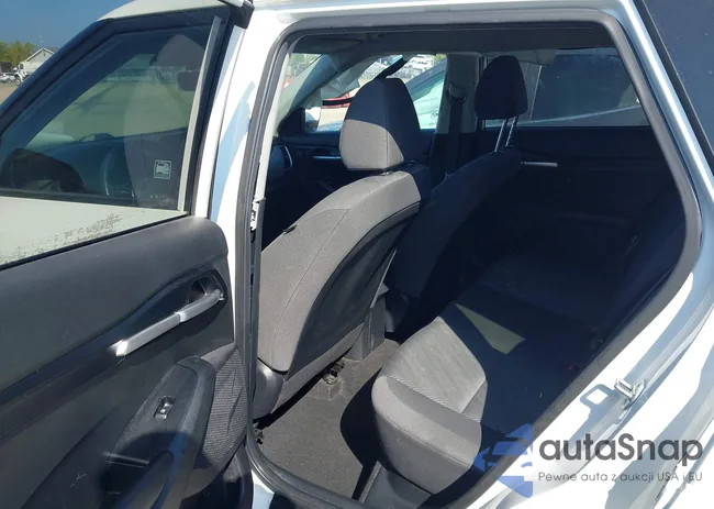 KNDEPCAA8M7047641: 43239949