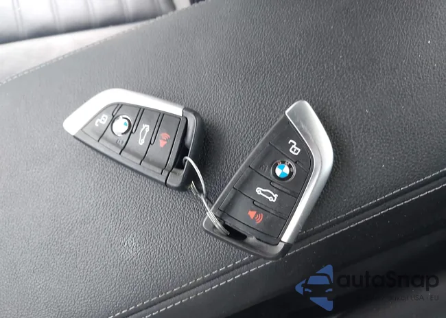 3MW89FF00P8D01707: 43239985