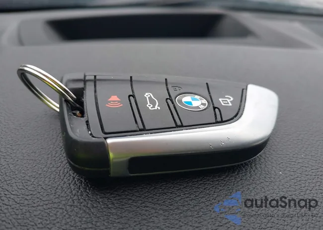 5UXTR9C51KLP95672: 43240331