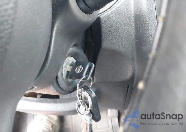 3N1BC13E19L475074: 43240360