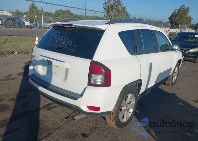 1C4NJDBB4ED927138: 43240402