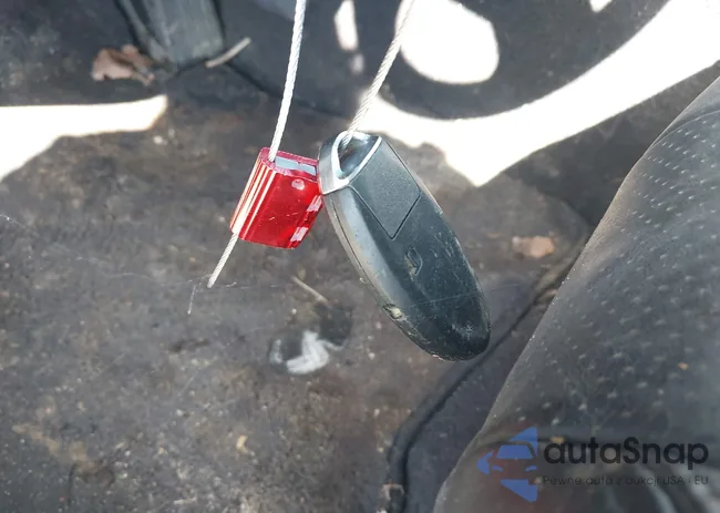 JNKBV61F18M261530: 43240460