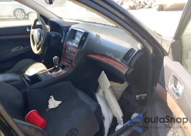 JNKBV61F18M261530: 43240460