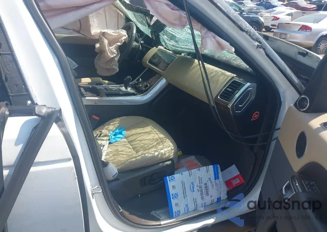 SALWR2RVXJA806152: 43239485