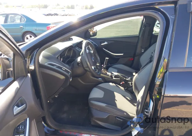 1FADP3L97DL359302: 43239671