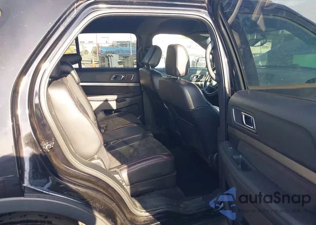 1FM5K7D8XJGC80653: 43239781