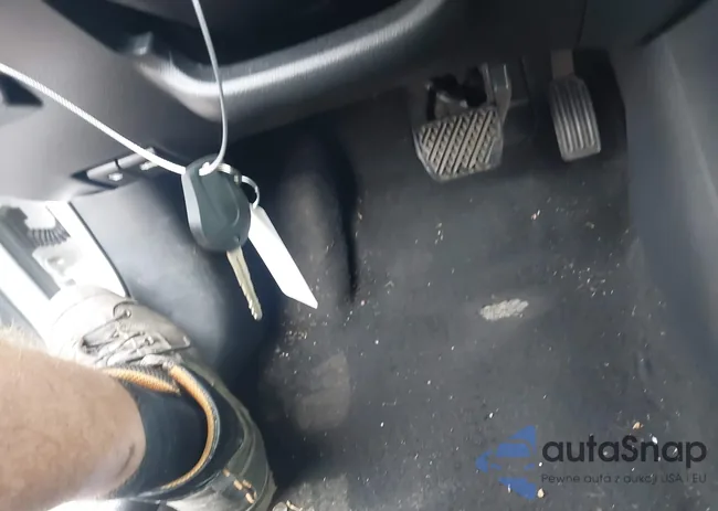 3N1AB7AP9JY337750: 43240955