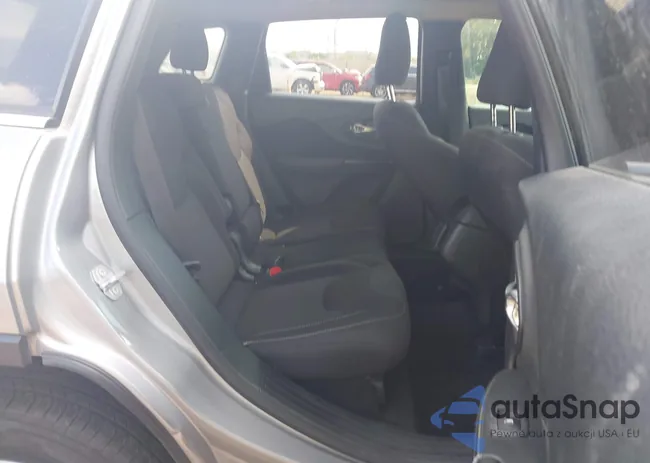 1C4PJMCS5HW529744: 43240997