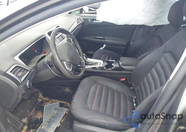 3FA6P0HD6ER315329: 43241025