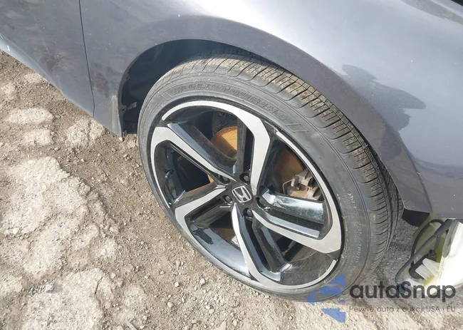 1HGCV1F38KA053582: 43241040