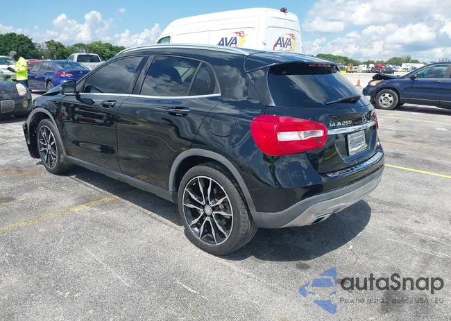 WDCTG4EB7GJ237559: 43241244