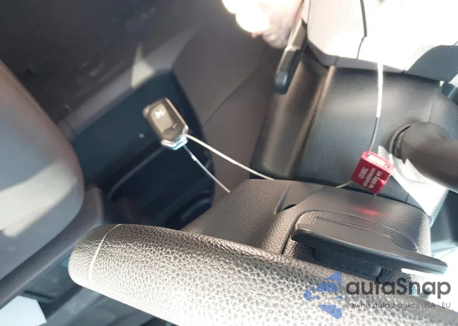 5FNRL6H24KB028220: 43241315