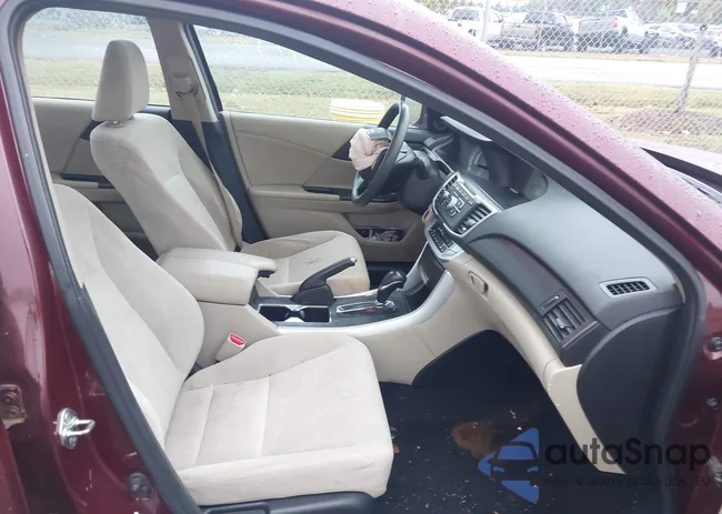 1HGCR2F74EA153776: 43241396