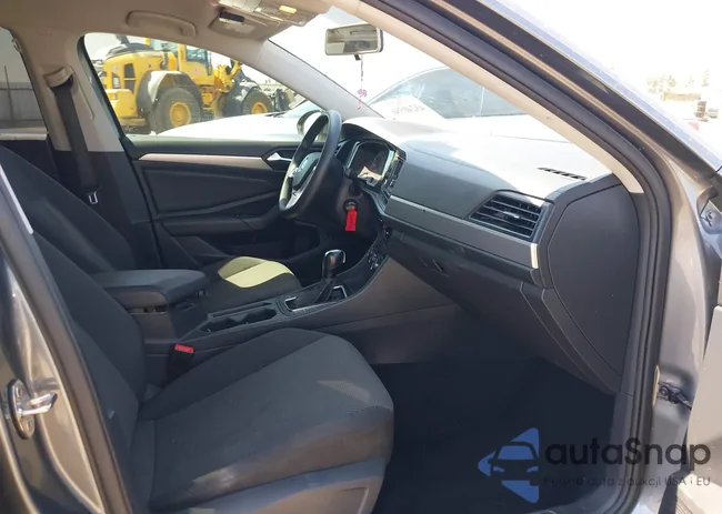 3VWC57BU2KM187939: 43240556