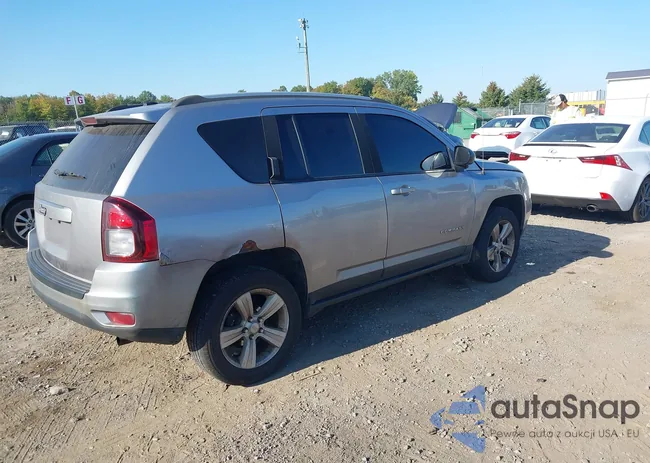 1C4NJDBB2GD722937: 43240655