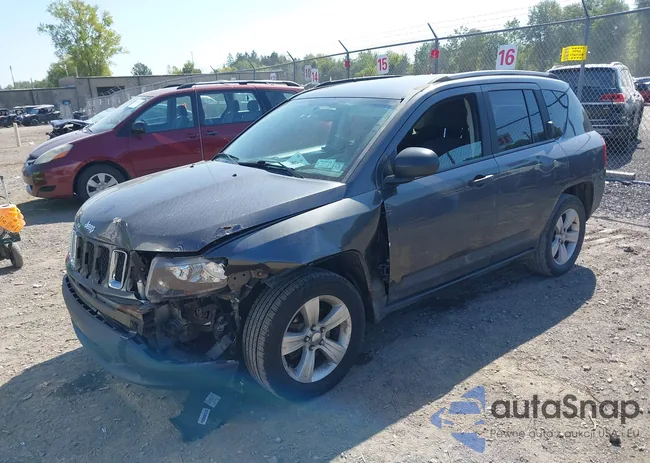 1C4NJDBB8GD573773: 43240740