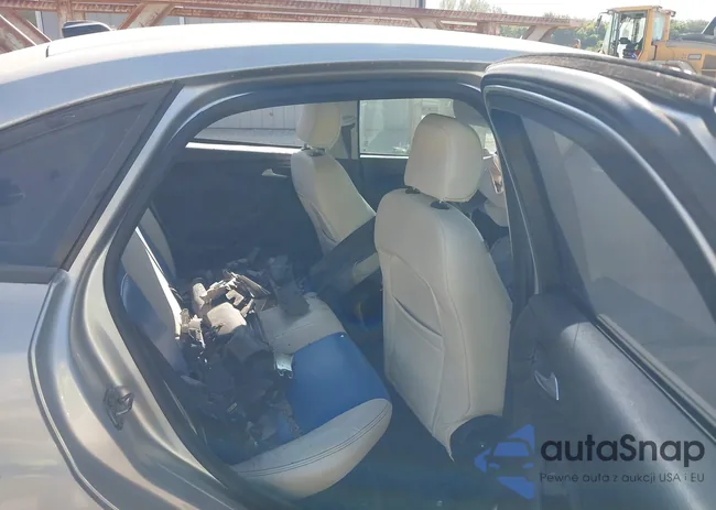 1FADP3F23FL227087: 43240749