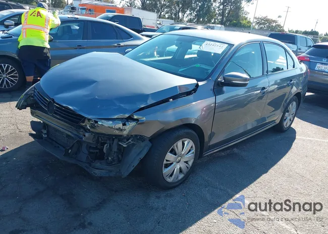 3VWD17AJ9EM270912: 43242144