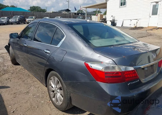 1HGCR2F80DA052578: 43242150