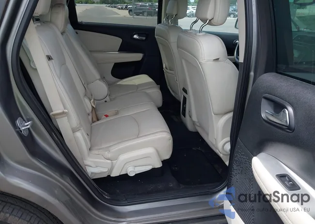 3C4PDCDG3CT207176: 43242158